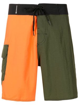 Osklen colour-block panelled surf shorts - Multicolour