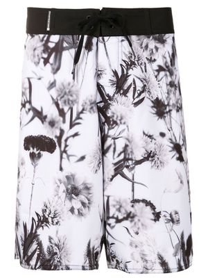 Osklen floral-print drawstring surf shorts - Black