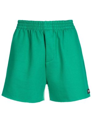 Osklen logo-patch shorts - Green