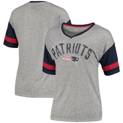 Outerstuff Junior's Heathered Gray New England Patriots Let's Huddle Burnout T-Shirt in Heather Gray