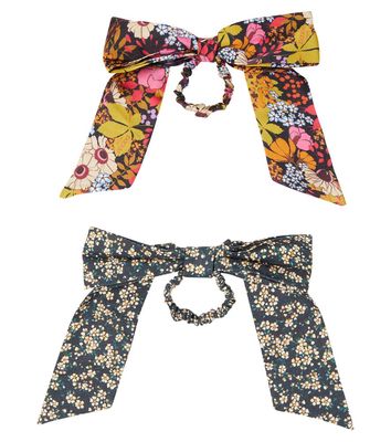 Paade Mode Set of two floral scrunchies