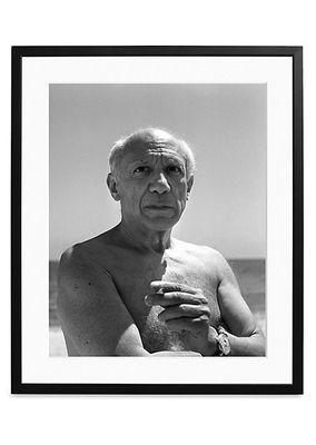 Pablo Picasso Photographed In Golfe-Juan Art Print