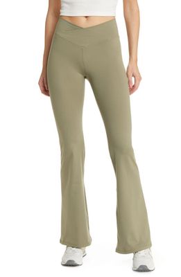 PacSun Crossover Waist Yoga Pants in Vetiver