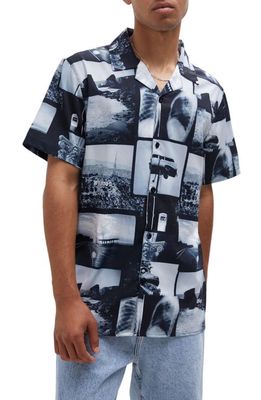 PacSun Men's Hollywood Film Short Sleeve Button-Up Camp Shirt in Black