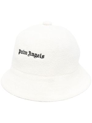 Palm Angels logo-embroidered bouclé bucket hat - White