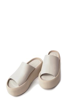 Paloma Barcelo Minsi Platform Slide Sandal in Ivory