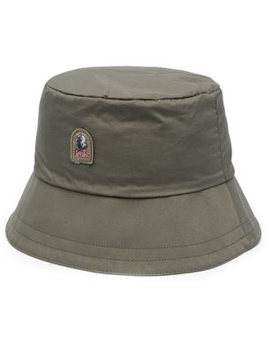 Parajumpers logo-patch bucket hat - Green