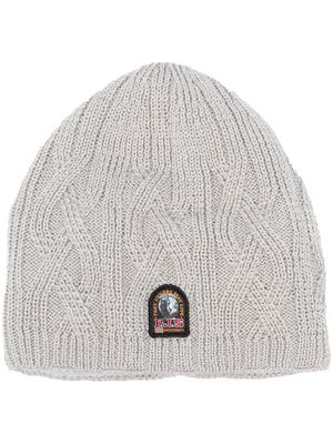 Parajumpers logo-patch cable-knit beanie - Grey