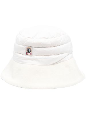 Parajumpers logo-patch padded bucket hat - Neutrals