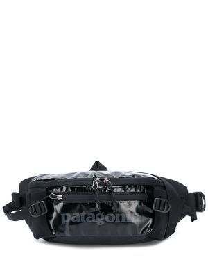 Patagonia logo print belt bag - Black