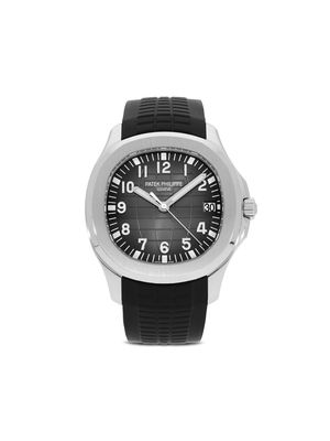 Patek Philippe 2017 pre-owned Aquanaut Sweep Second 40mm - Grey