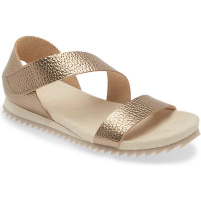 Pedro Garcia Jedda Strappy Wedge Sandal in Desert Cervo Lame 