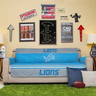 PEGASUS HOME FASHIONS Blue Detroit Lions Sofa Protector