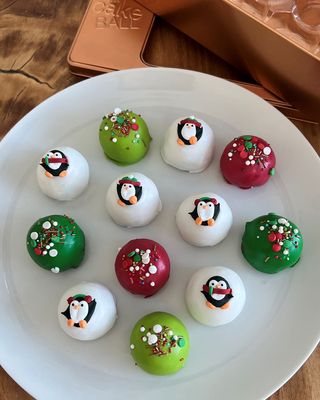 Penguin Party Cake Balls