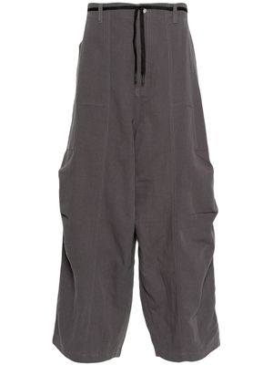 Perks And Mini Floating Pondering mid-waist tapered trousers - Grey
