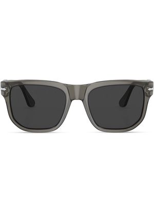 Persol wayfarer-frame tinted sunglasses - Grey