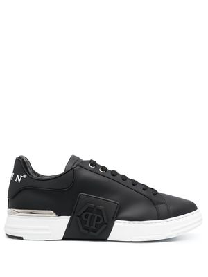 Philipp Plein logo-embossed low-top sneaker - Black