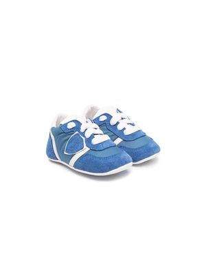 Philippe Model Kids logo-patch low-top sneakers - Blue