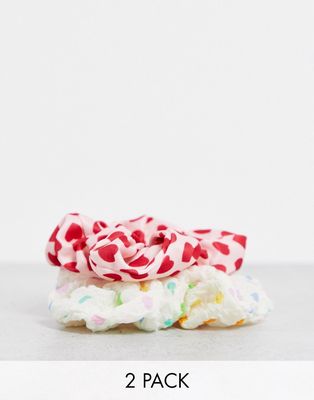 Pieces 2 pack hair scrunchies in cream & pink heart print-Multi