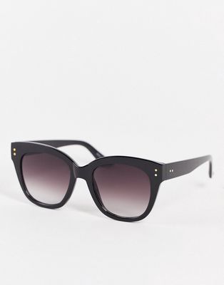 Pieces oversized cat eye sunglasses in black