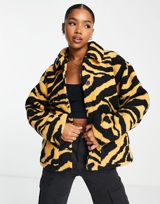 Pieces oversized teddy jacket in tiger print-Multi