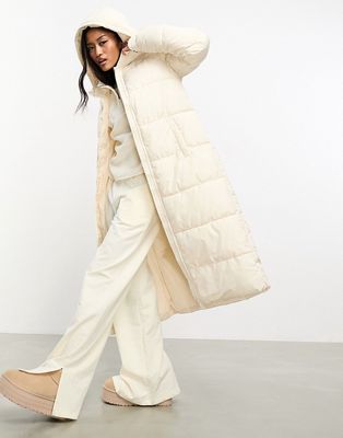 Pieces padded maxi coat with hood in cream-White