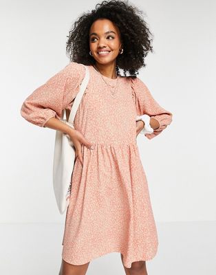 Pieces polyester smock dress in coral cracked print - MULTI