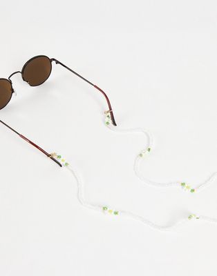 Pieces sunglasses chain with flower charms in white