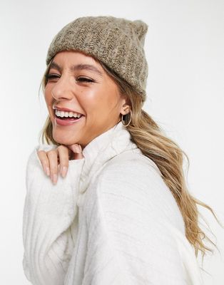 Pieces textured ribbed beanie in camel-Neutral
