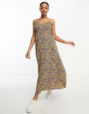 Pieces v-neck cross back maxi dress in purple ditsy floral-Multi