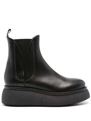Pollini chunky-sole leather boots - Black