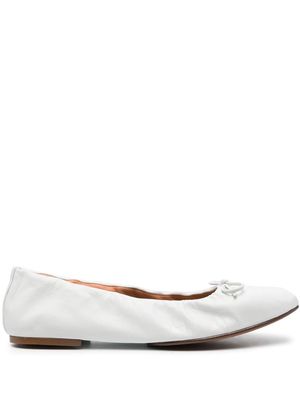 Polo Ralph Lauren ruched leather ballerina shoes - White