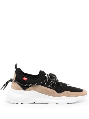 Ports V low-top lace-up sneakers - Black