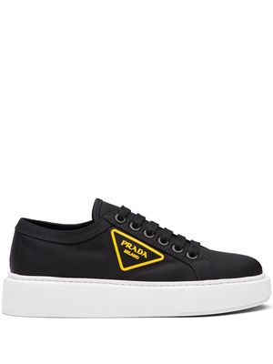 Prada logo-patch lace-up sneakers - Black