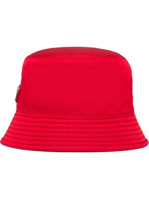 Prada logo plaque bucket hat - Red