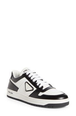 Prada Logo Sport Sneaker in Bianco/Nero