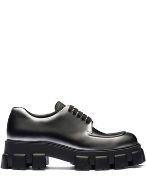 Prada Monolith nuanced leather shoes - Black