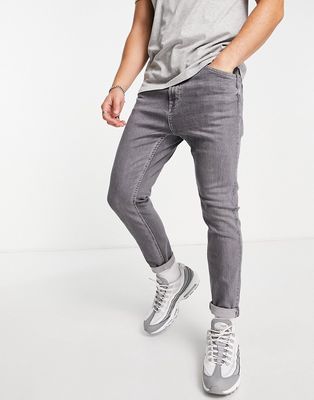 Pull & Bear basic carrot fit jeans in gray