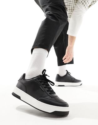 Pull & Bear chunky ridged sole sneakers in black