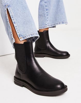 Pull & Bear flat chelsea boot in black