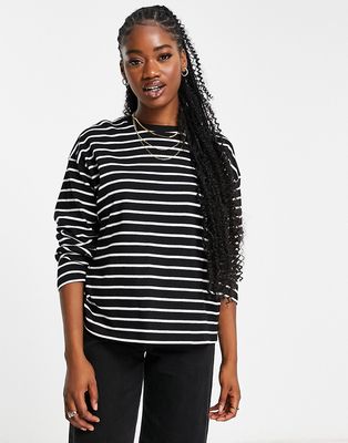 Pull & Bear long sleeve oversized t-shirt with stripe detail in black-White