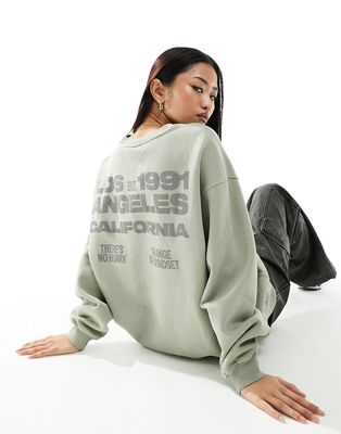 Pull & Bear 'Los Angeles' graphic sweat in washed gray