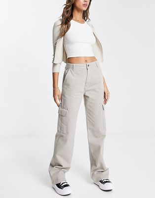 Pull & Bear low rise cargo with paneling detail in ecru-Neutral