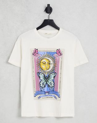 Pull & Bear mystic printed oversized t-shirt in white