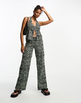 Pull & Bear pants in animal print - part of a set-Multi