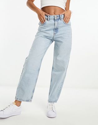 Pull & Bear straight leg jeans in bleached wash-Blue