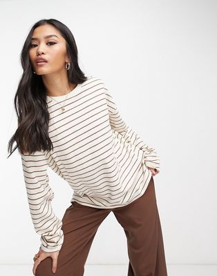 Pull & Bear striped long sleeve t-shirt in tan stripe-Neutral