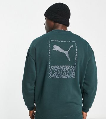 Puma Classics safari sweatshirt in dark green - Exclusive at ASOS