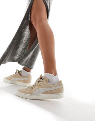 Puma Suede sneakers in beige with white detail-Neutral