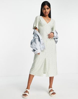QED London soft touch button up angel sleeve midi dress in sage floral print-Green